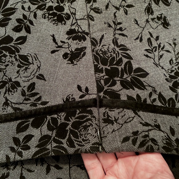 Skirt - Picture 11 of 13